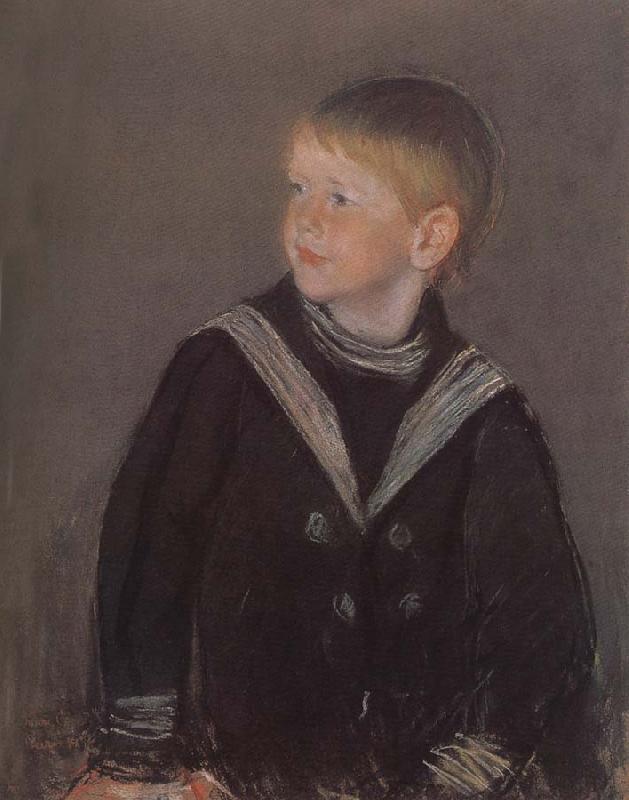  Boy wearing the mariner clothes